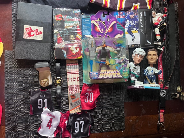 Calgary Flames and NHL Collectibles - photo 4