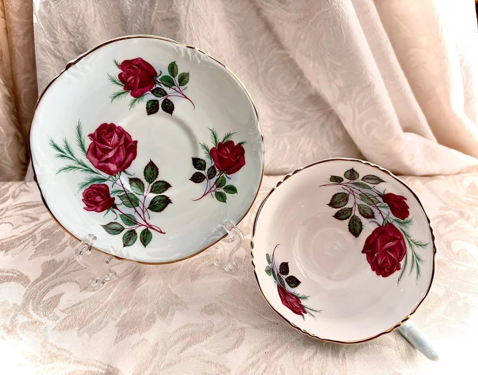 Heathcote Bone China Red Rose Tea Cup and Saucer Set - photo 4