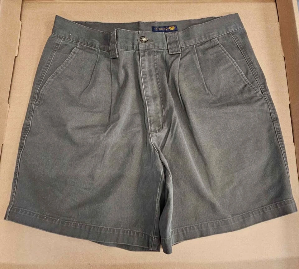 2 Crossings Men's Pleated Chino Shorts - Size W36 - photo 4