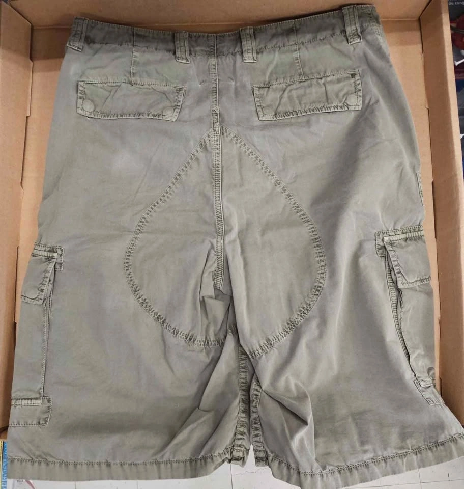 Guess Men's Olive Green Cargo Shorts - Size W33 - photo 2
