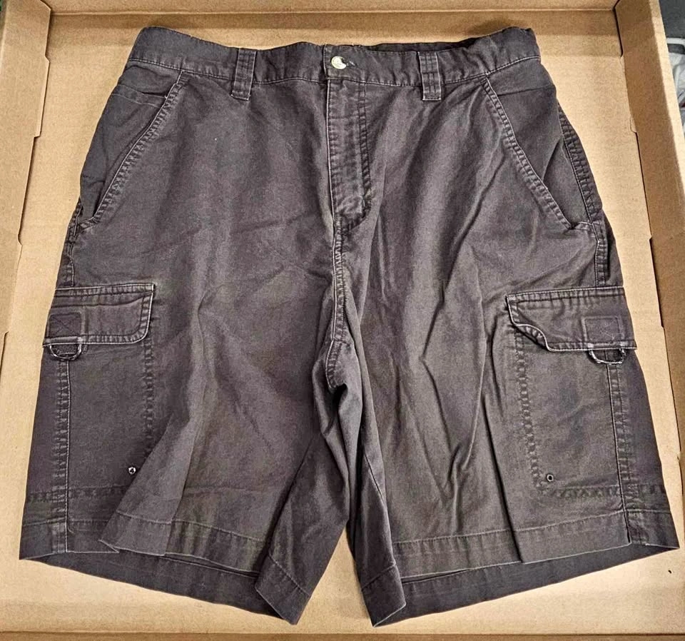Columbia Men's Outdoor Cotton Cargo Shorts - Size W34