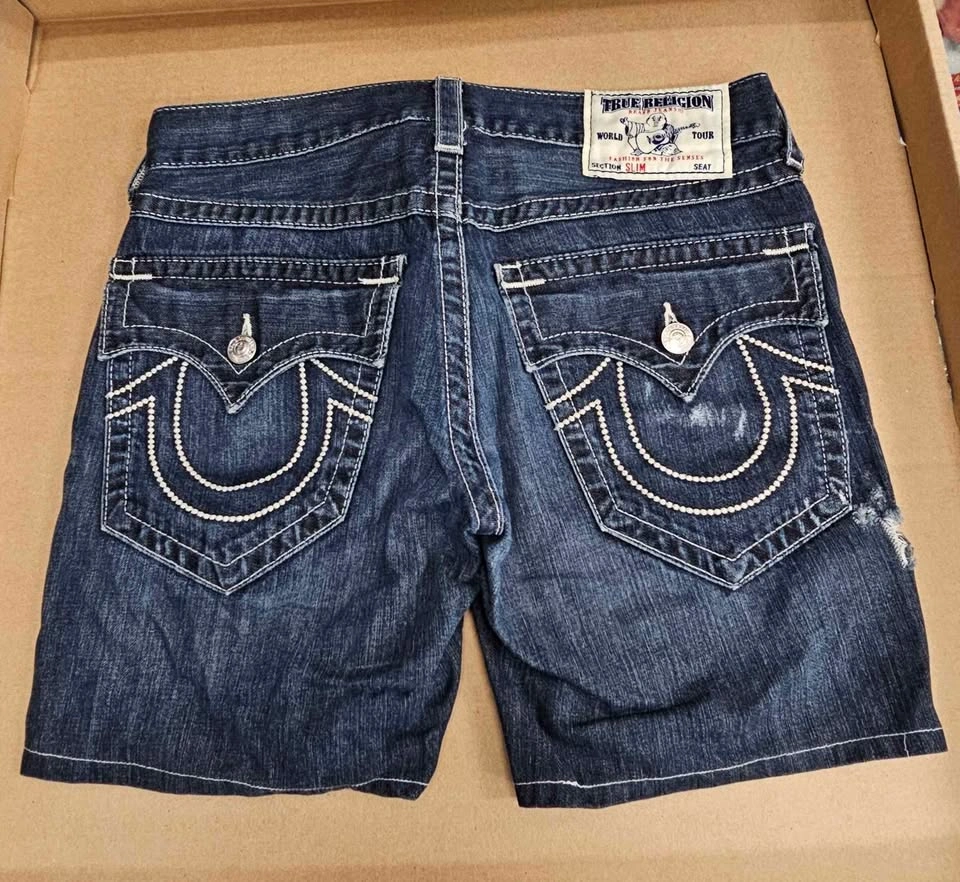True Religion MADE IN USA Men's Horseshoe Denim Shorts - Size W3 - photo 2