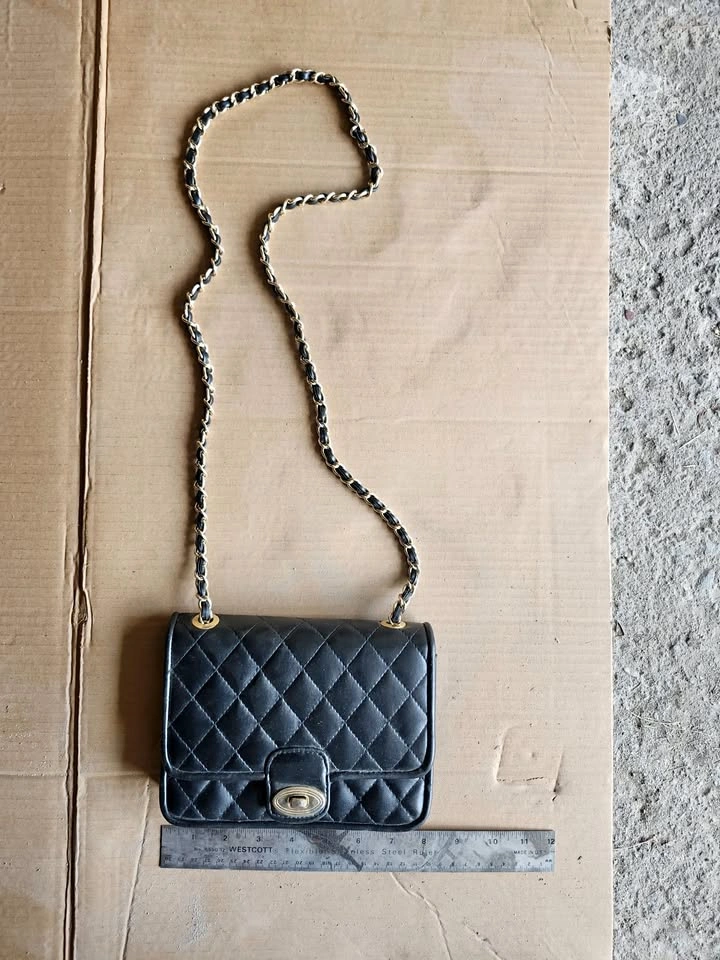 Handbag