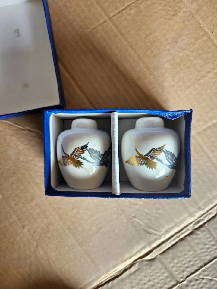 Salt and Pepper Shaker