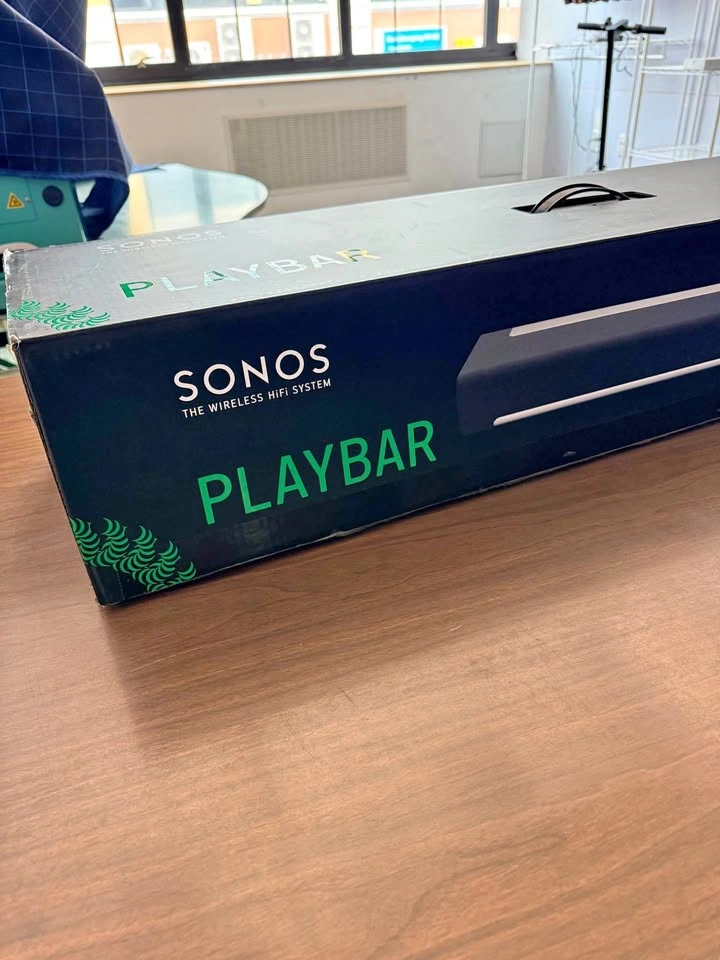 Sonos Playbar with Two Sonos Play:1 Speakers