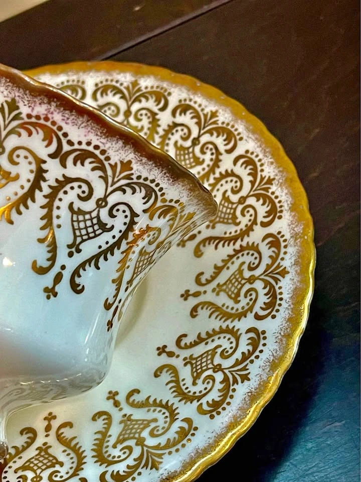 Paragon Classic White and Gold Vintage Teacup and Saucer set