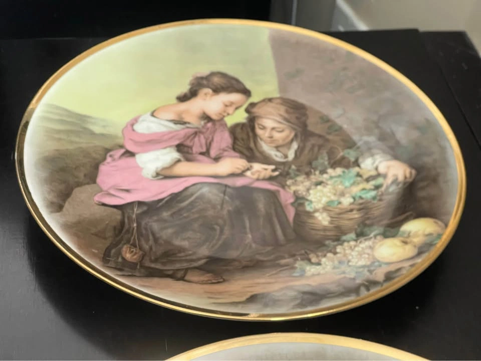 Bavaria German Vintage Large wall plates porcelain 11 3/4” Each - photo 3