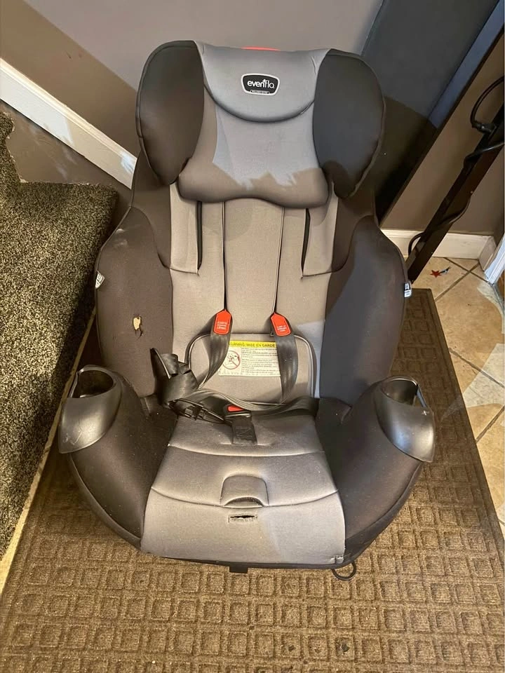 Evenflo Baby Car Seat
