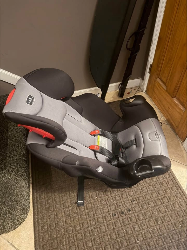 Evenflo Baby Car Seat - photo 3