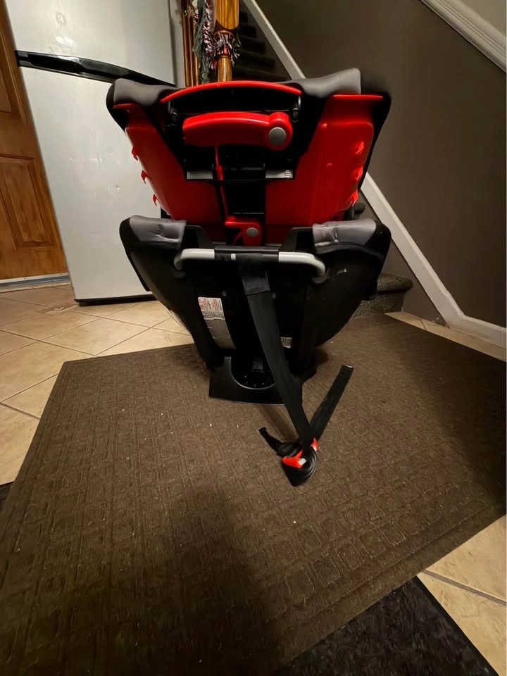Evenflo Baby Car Seat - photo 4
