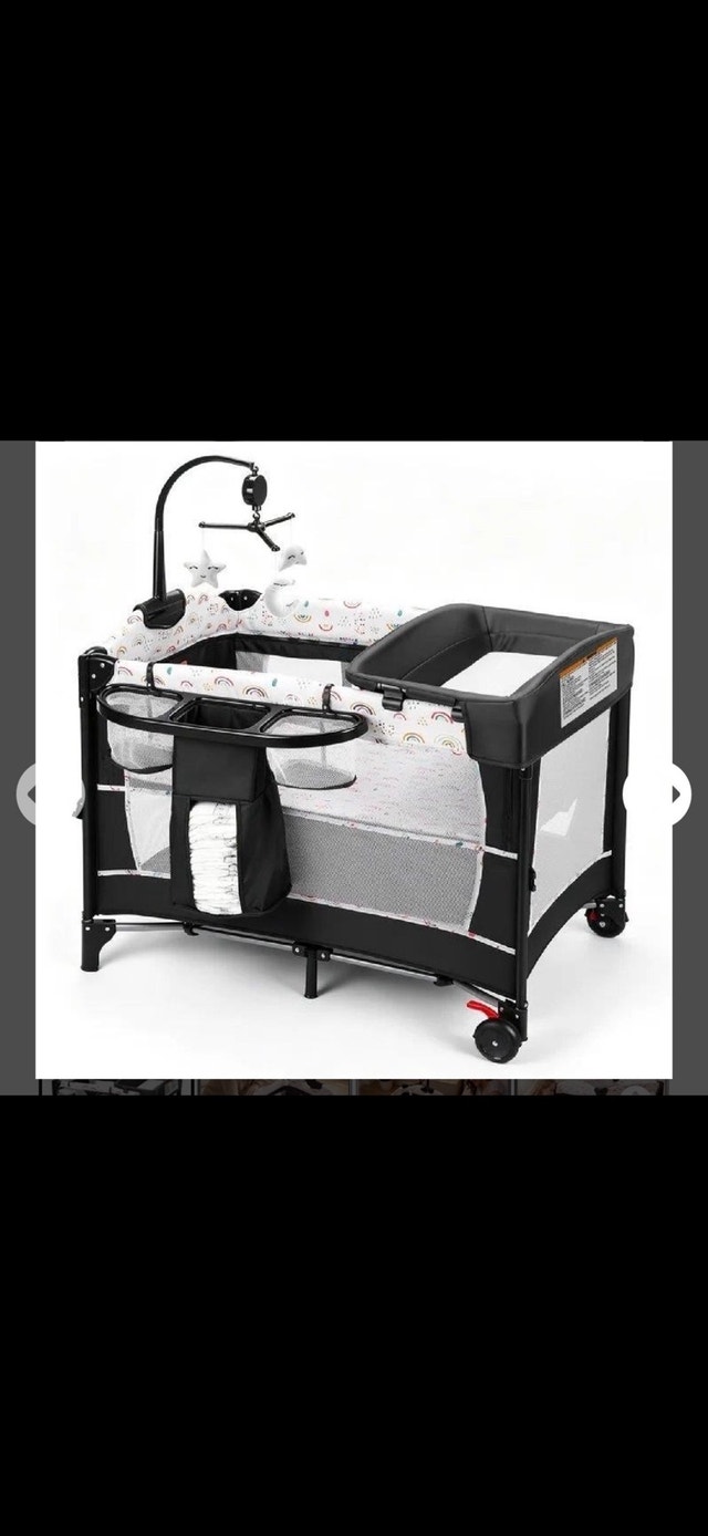 4-in-1 Baby Bassinet, Bedside Sleeper & Pack and Play