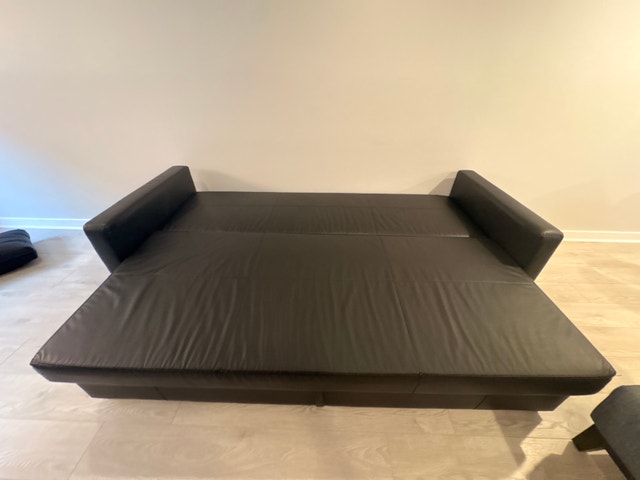 Black Convertible Sofa Bed / Pull-Out Sleeper Couch - photo 2