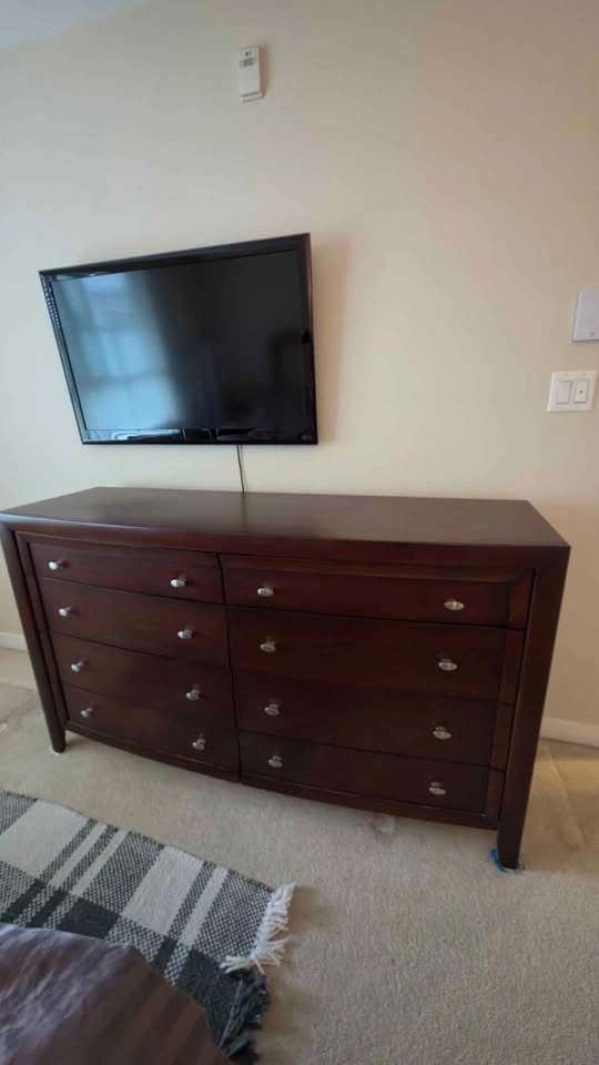 Solid Wood 4 Piece Queen Bedroom Set – Bed, Dresser & 2 Nightsta - photo 2