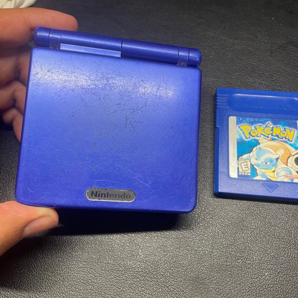 Nintendo Game Boy Advance SP + Pokémon Blue - photo 3