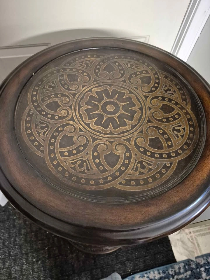 Round Wooden Pedestal Cabinet with Decorative Inlay - photo 3
