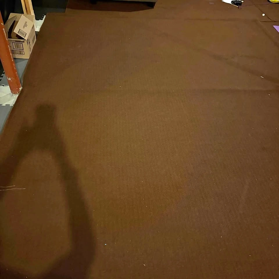 Area rug (4 available) approx 9x12ft
