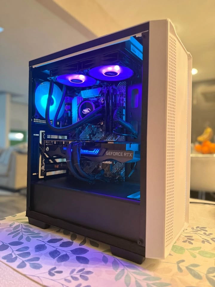 Custom 4k/1440p Gaming PC | i7 10700k - RTX 3070 Ti - 2TB