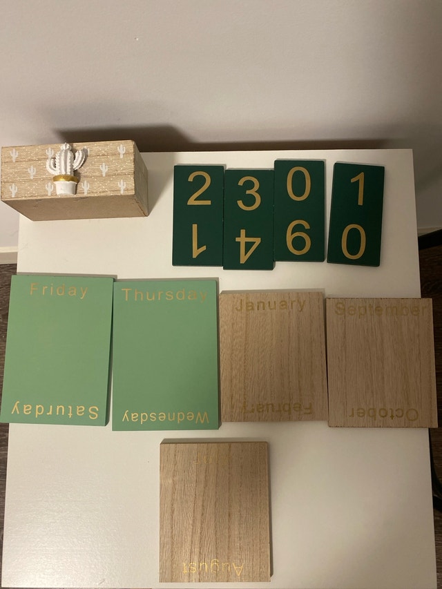 Cactus Wooden Perpetual Calendar - photo 2