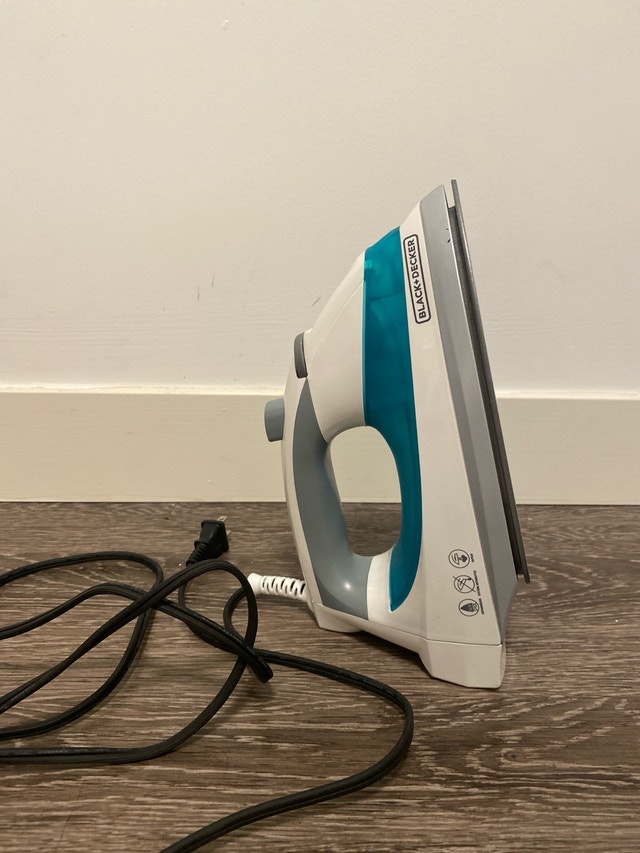 Black + Decker Steam Iron