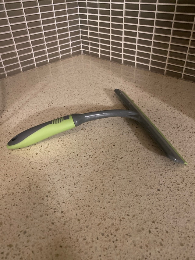 Squeegee - photo 3