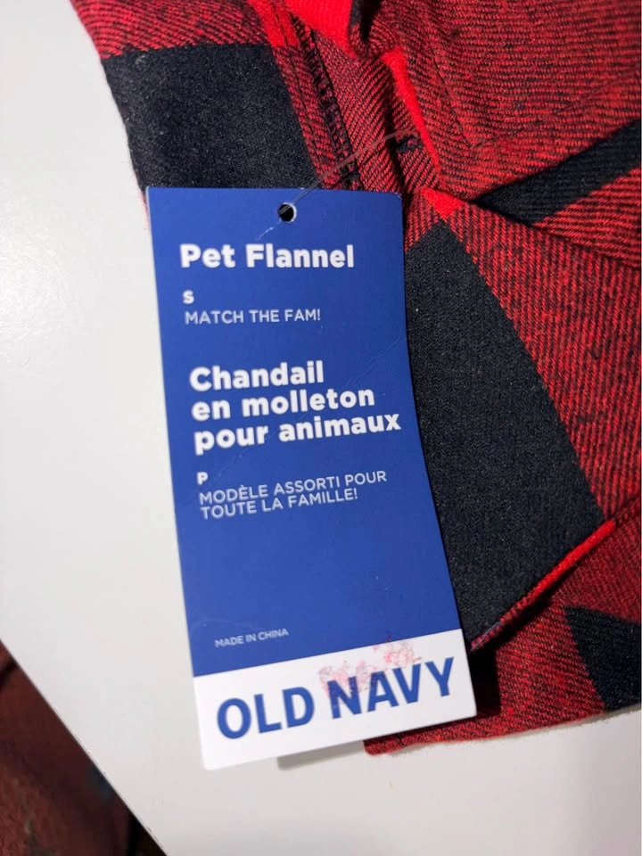 Old Navy Red Black Buffalo Plaid Pet Sweater and Flannel Set - photo 5