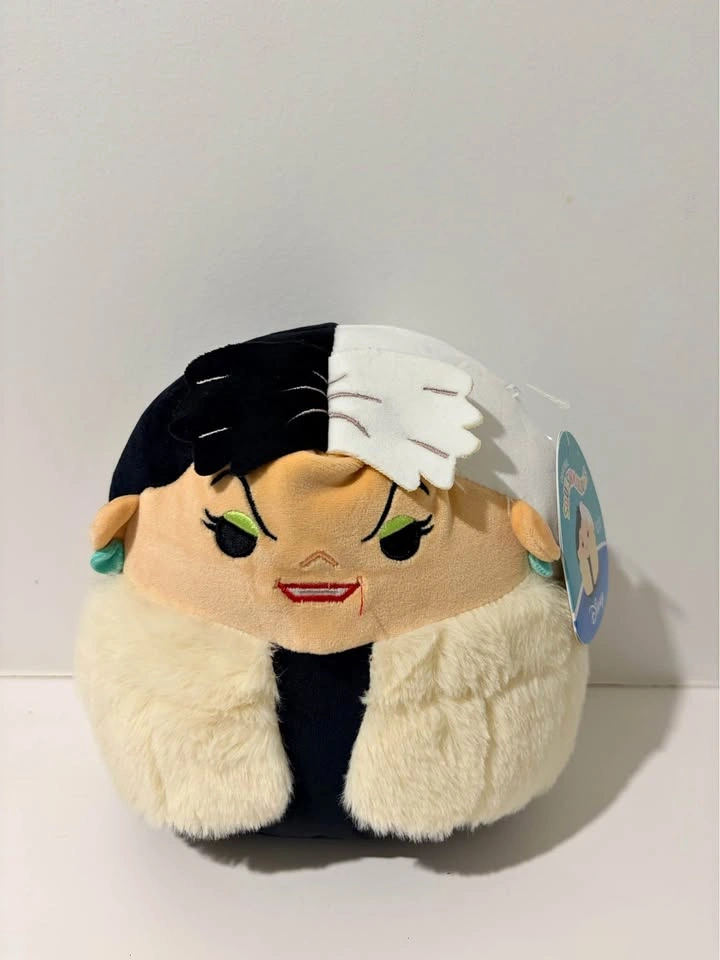 Disney Squishmallow Cruella de Vil
