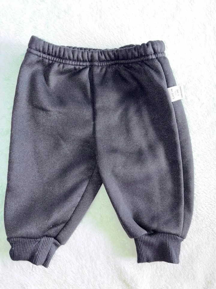 Shein Baby Joggers 3 pack size 1-3m baby clothes - photo 4