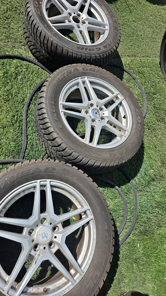 Two 17 inch Alloy rims 5x112