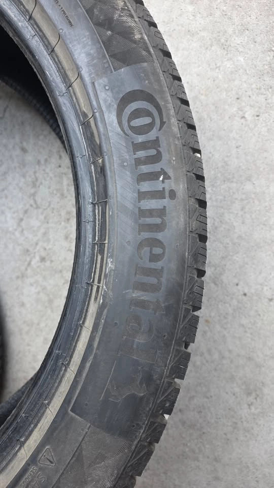 235/50/20 Continental winter tires 95% tread - photo 5