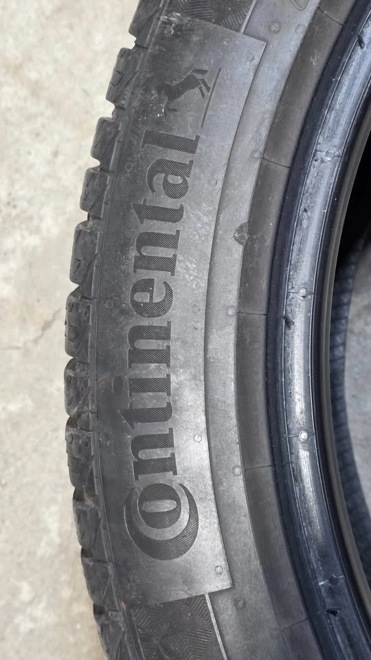 2 tires only 225/45/18 Continental winter tires - photo 2