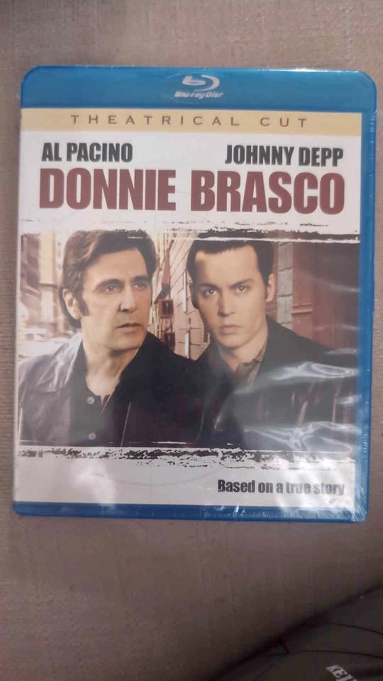 Donnie Brasco (New Blu-ray/Theatrical Cut)