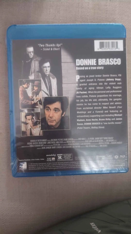 Donnie Brasco (New Blu-ray/Theatrical Cut) - photo 2