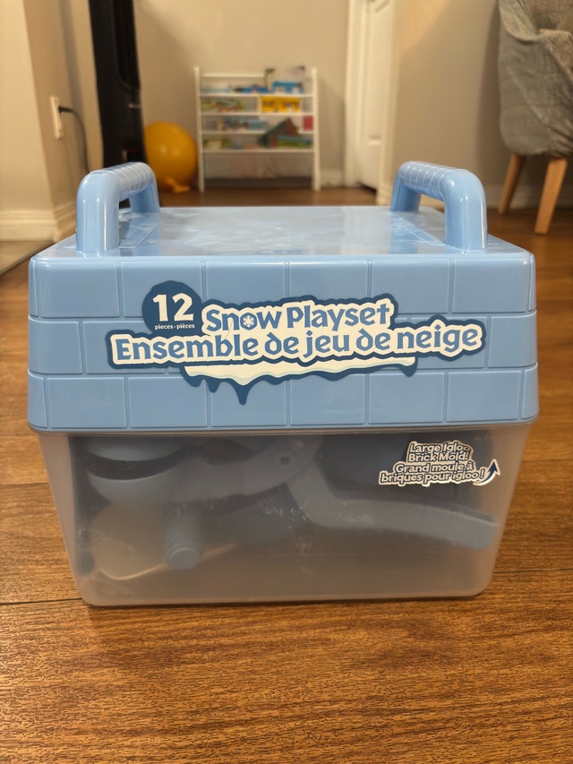 12-Piece Snow Playset