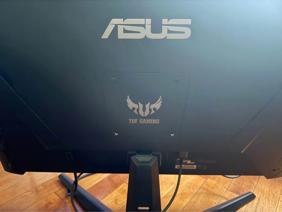 ASUS TUF Gaming VG289Q1A 4K Monitor - photo 4