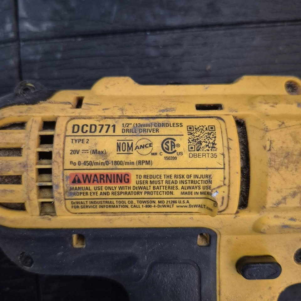 DeWalt DCD771 20V MAX 1/2" Drill/Driver - Works, Trigger Cover M - photo 3