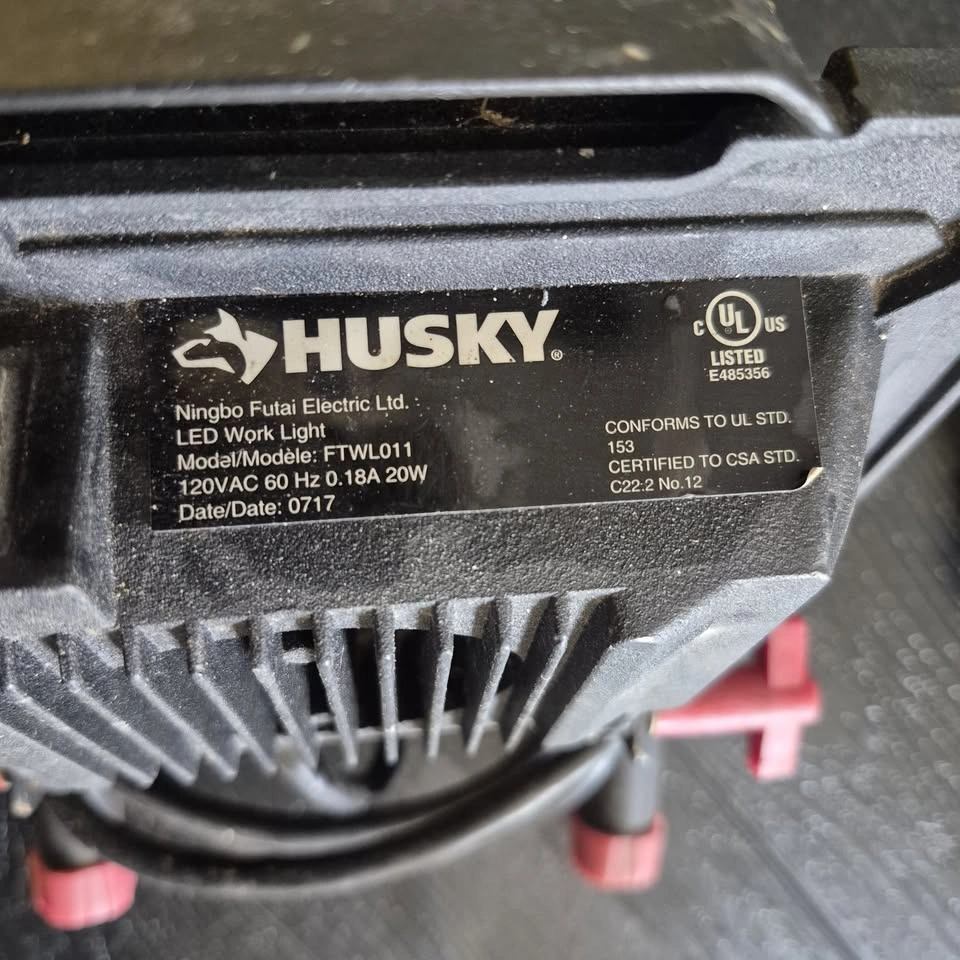 Husky 20W LED Work Light on Stand - photo 2
