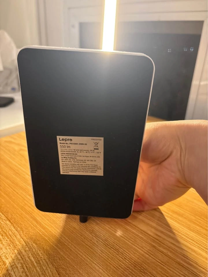 Lepro Dimmable LED Desk Lamp (550 lm / 3 Color Modes) - photo 2
