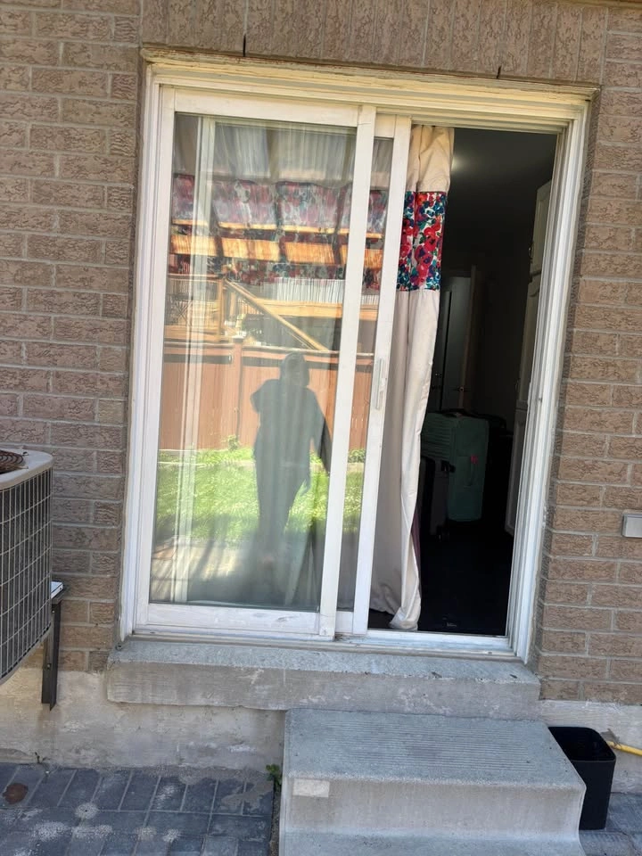 1 Bed 1 Bath - Townhouse - photo 5