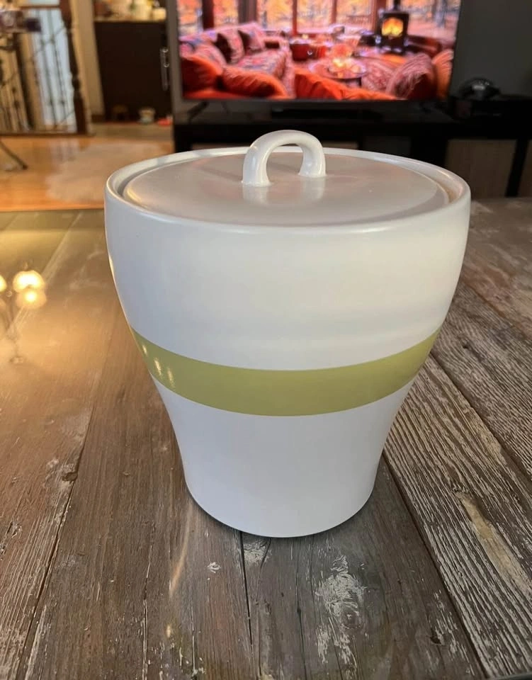 STARBUCKS Ceramic Coffee Canister/Cookie Jar, Lime Green Stripe - photo 3