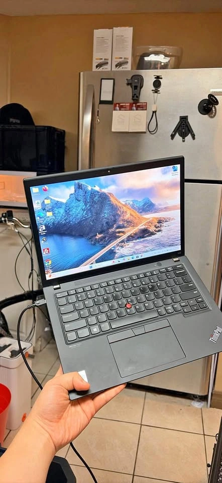 Lenovo ThinkPad X13 Gen 2 Laptop