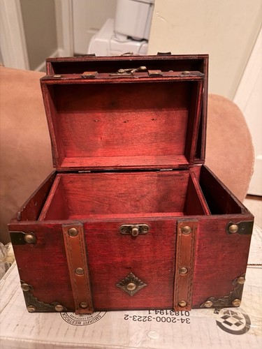 Semetall Vintage Wooden Storage Box Decorative Treasure Chest - photo 2