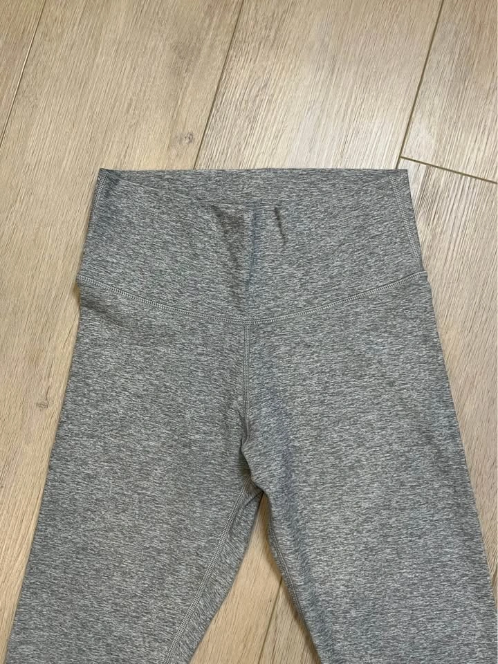 TNA Heather Grey Leggings from ARITZIA - Size S - photo 2