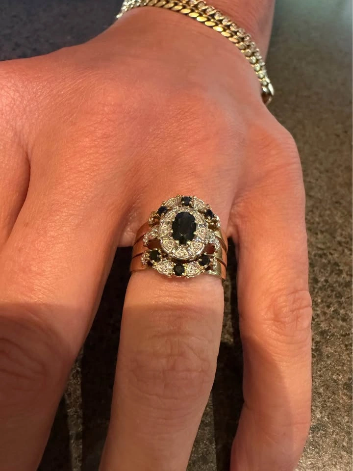Stunning Diamond & Blue Sapphire 3 Ring Set - photo 5