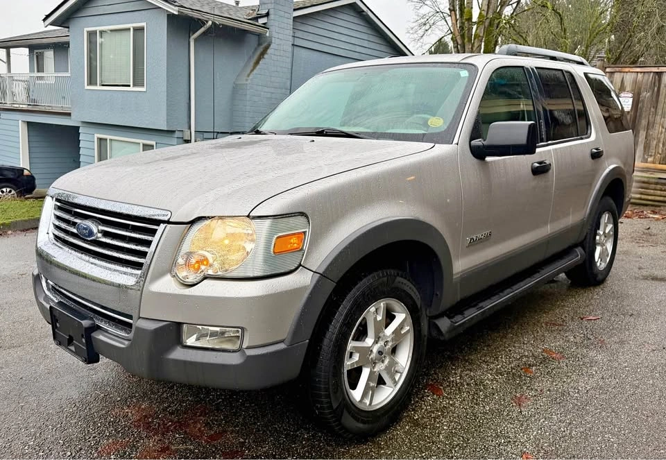 2006 Ford Explorer XLT 4x4 - Bluetooth, Leather, 7 Seats