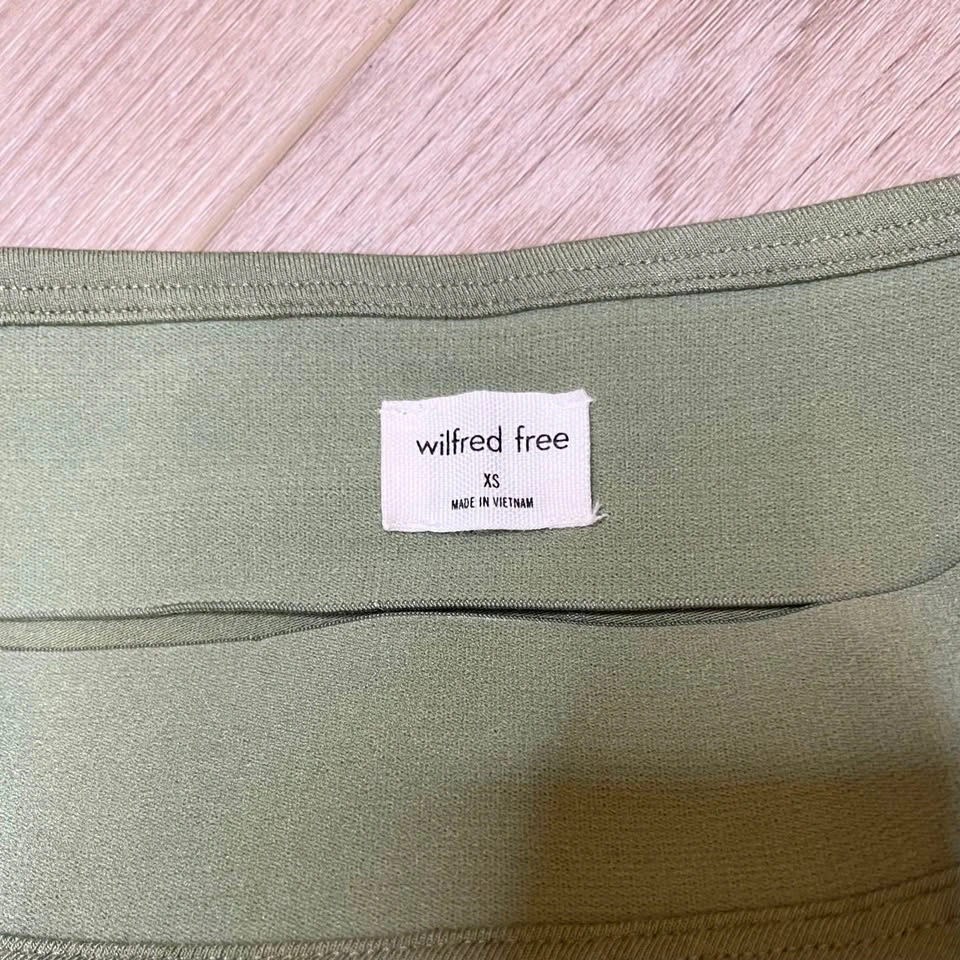 Aritzia WILFRED FREE Ruched Olive Green Skirt - photo 5