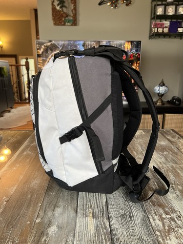 Obusforme Iclypse 30L Backpack with Comfort Back Support - photo 5