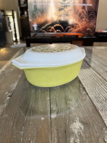 Vintage Pyrex #043 1-1/2 Qt. Verdi-Olive Green Casserole Dish - photo 4