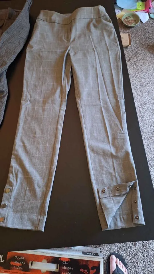 Reitman's The Iconic Pants Size 4 Regular image indicator(3)