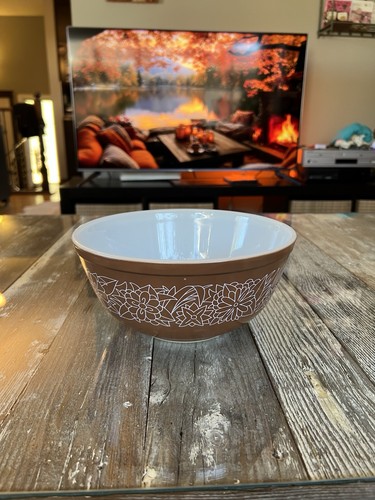Vintage Pyrex Woodland #403 2.5L Mixing Nesting Bowl Single - photo 2