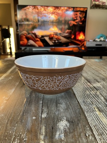 Vintage Pyrex Woodland #403 2.5L Mixing Nesting Bowl Single - photo 3